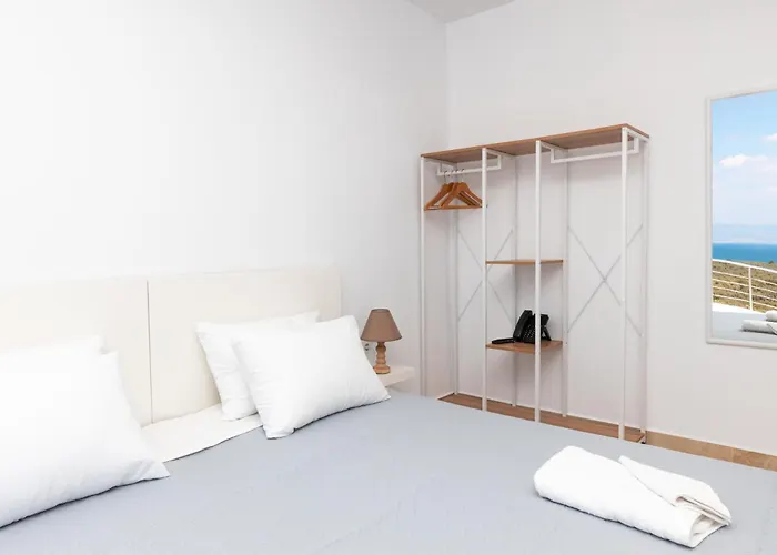 아파트 Elaionas Residenz 프리노스